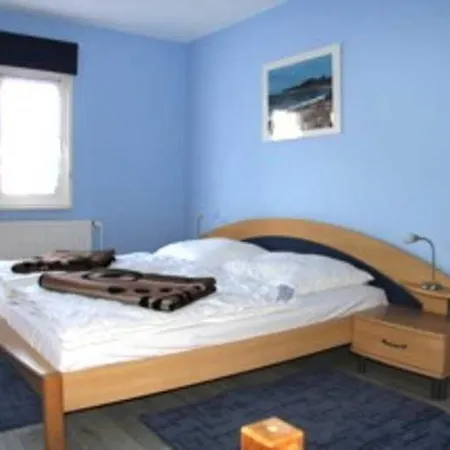 Tatil Evi Mit Terrasse Glowe